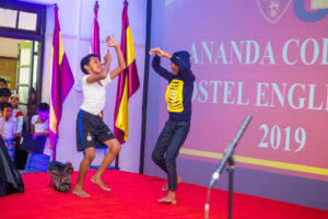 Ananda College Batch of 2006 - Hostal English Day Program - 2019 - 18